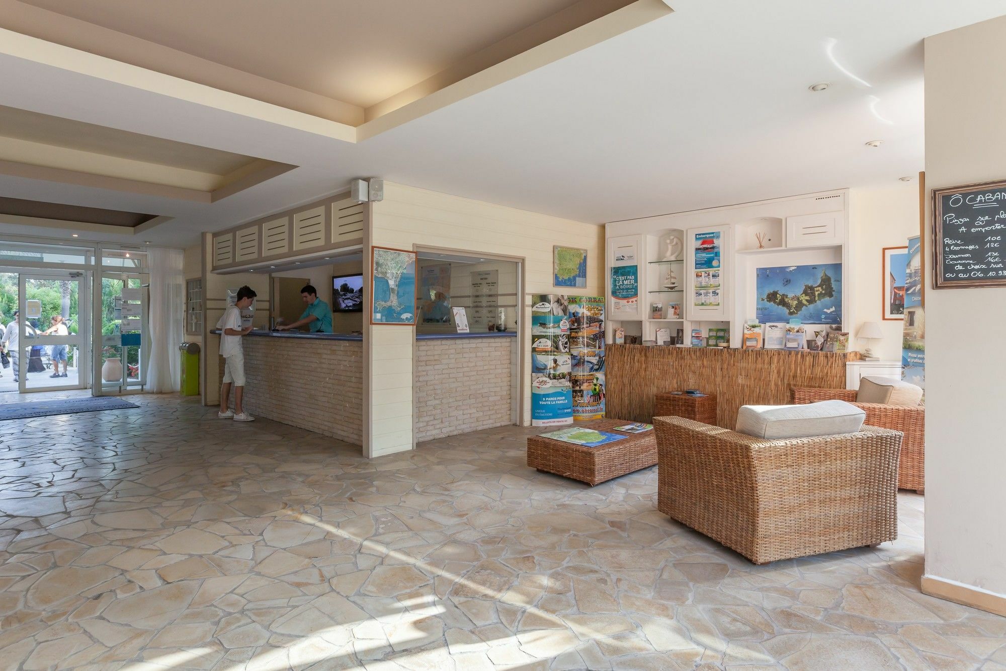 Appart hôtel Résidence Pierre&vacances La Pinède 3*