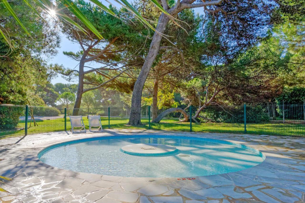 Résidence Pierre&vacances La Pinède Appart hôtel 3*