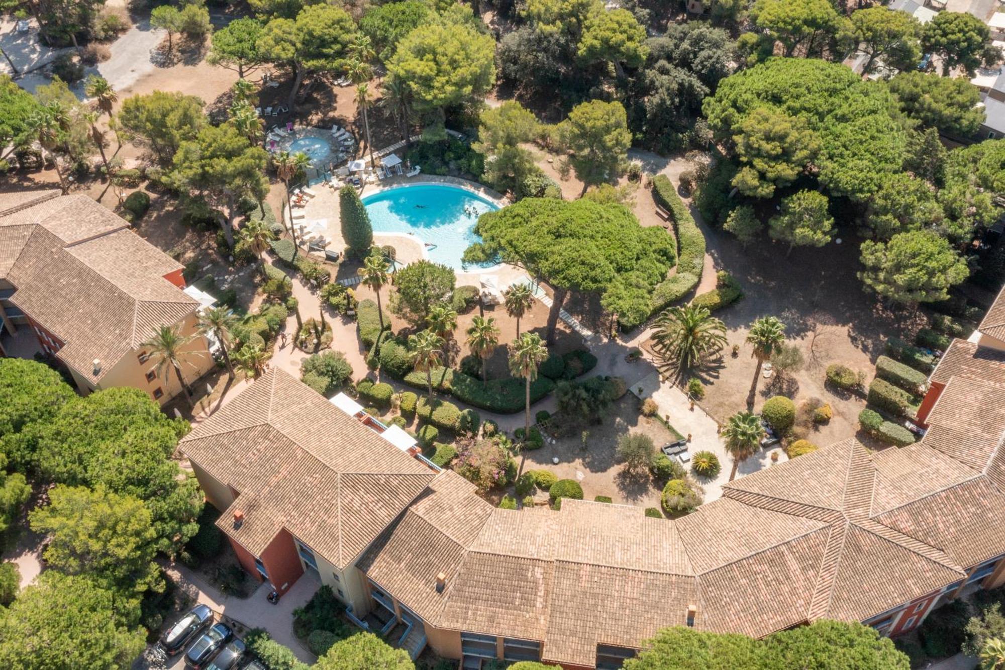 Appart hôtel Résidence Pierre&vacances La Pinède 3*