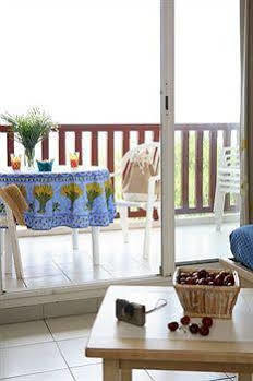 Appart hôtel Résidence Pierre&vacances La Pinède 3*